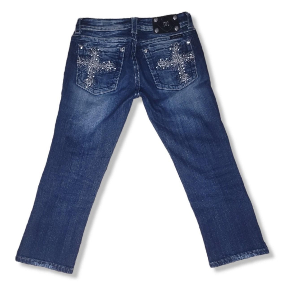 Miss me dark wash embellished embroidered cross pocket cropped jeans Capri 26